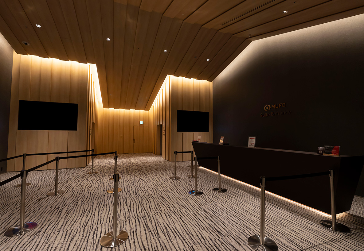 MUFG Suite Entrance